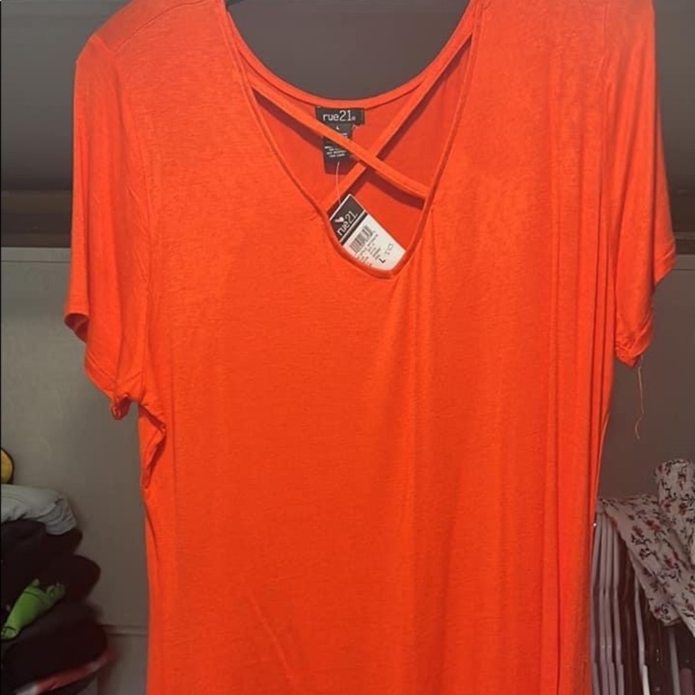 Rue21 coral top